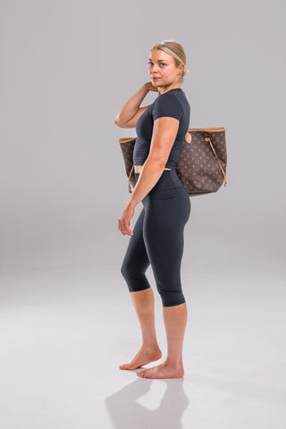 Stride Capri Tight w pockets - Black